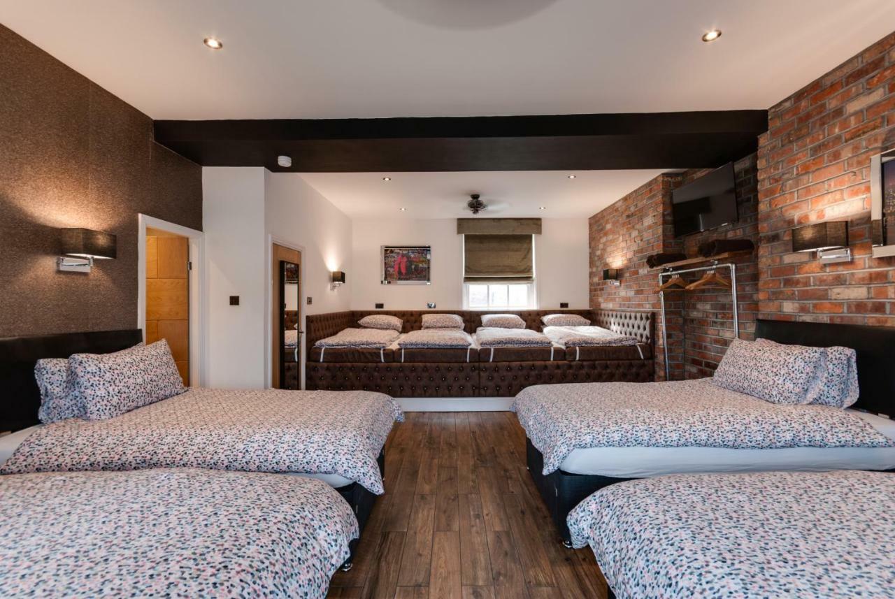 Tom Thumb Apartment *